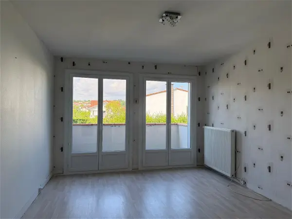 Appartement à louer - ISSOIRE, 3 pièces