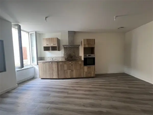 Location maison 3 pièces - 98m² à Villeneuve sur lot (47300)