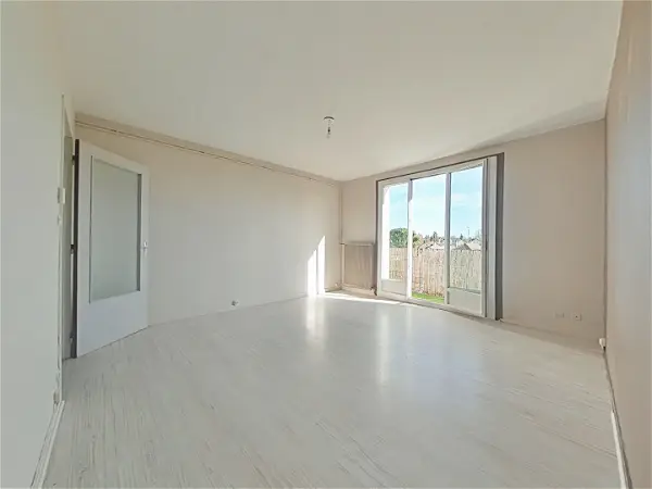 Achat appartement 5 pièces - 96m² à Ligueil (37240)