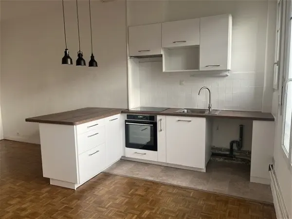 Location appartement 3 pièces - 59.4m² à Coutances (50200)
