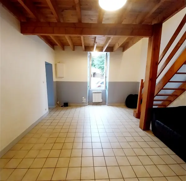Maison à louer - DAIGNAC, 3 pièces