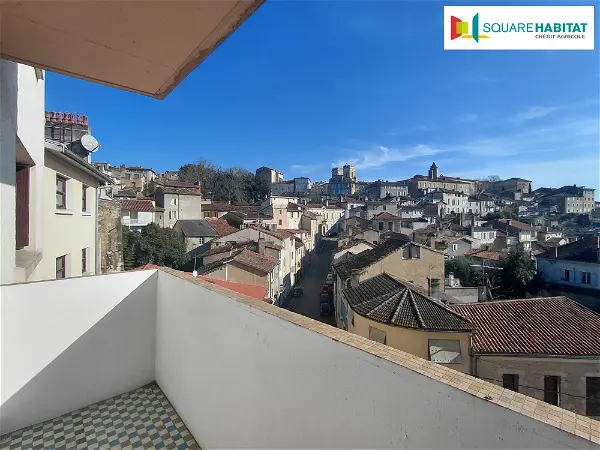 Location appartement 3 pièces - 70m² à Auch (33200)