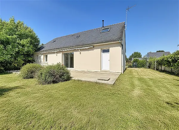 Maison à vendre - VILLEVEQUE, 5 pièces