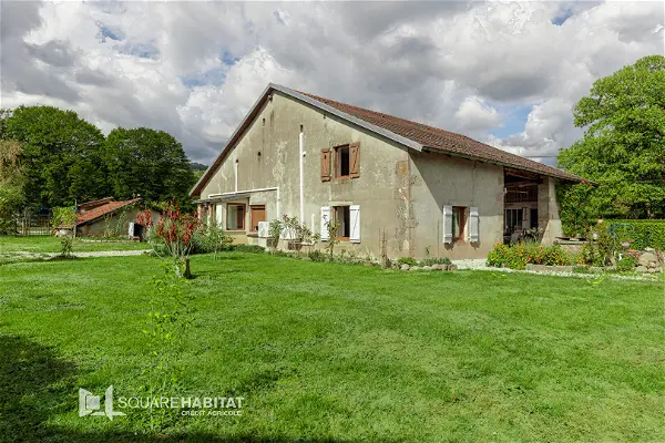 Achat maison 8 pièces - 218m² à Champagney (70290)