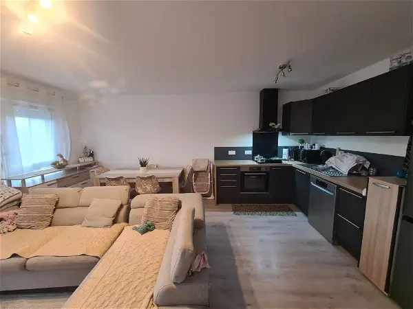 Appartement à louer - Valenciennes, 3 pièces