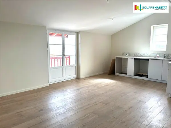 Location appartement 4 pièces - 107.37m² à Ahetze (64210)