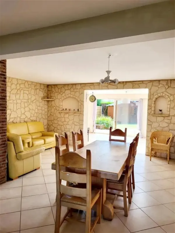 Location maison 5 pièces - 104m² à Sainghin-en-weppes (59184)