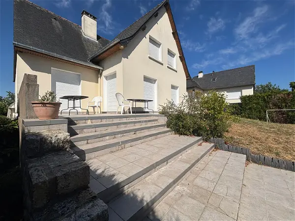 Maison à vendre - LAVAL, 10 pièces