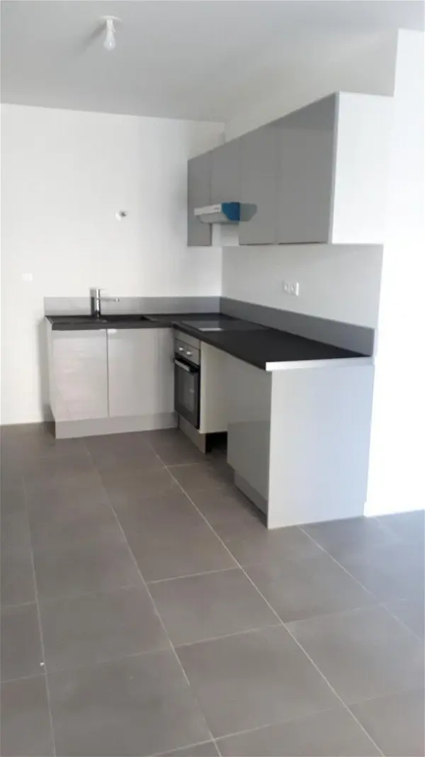 Appartement à louer - Villeurbanne, 3 pièces
