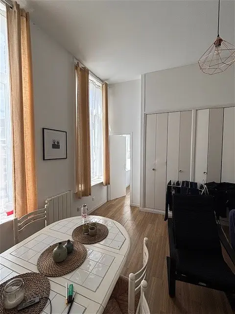 Appartement à louer - Lille, 2 pièces