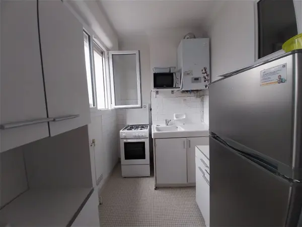 Appartement à louer - ST SEBASTIEN SUR LOIRE, 1 pièce