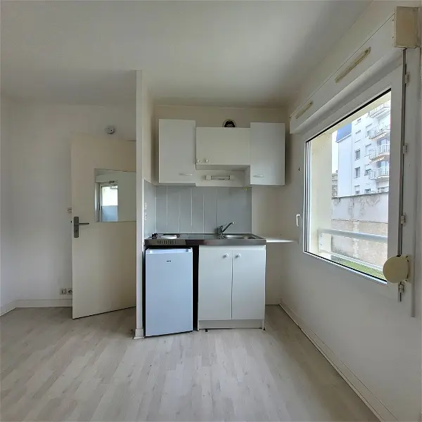 Appartement à louer - TOURS, 1 pièce