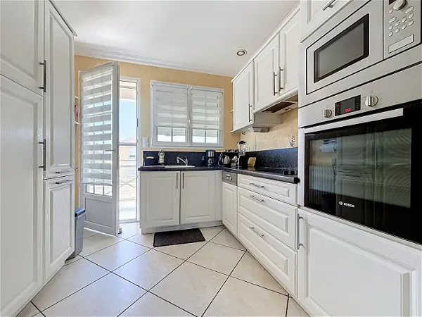 Maison à vendre - LAVAL, 6 pièces