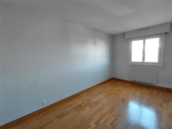 Location appartement 2 pièces - 45.27m² à Riom (63200)