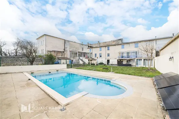 Achat maison 7 pièces - 200.45m² à Rochemaure (07400)