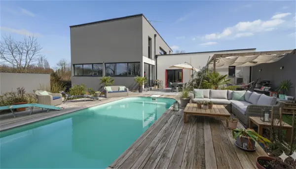 Maison à vendre - MONTAMISE, 8 pièces