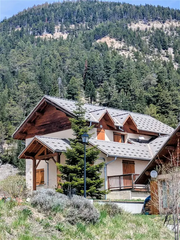 Maison à vendre - ARVIEUX, 6 pièces