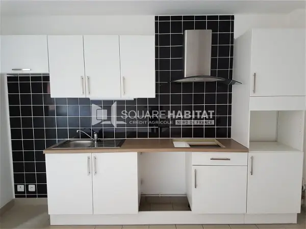 Appartement à louer - Maing, 1 pièce