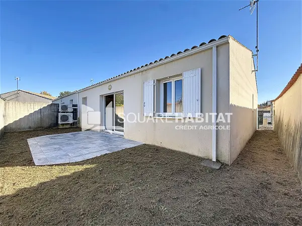 Maison à vendre - SURGERES, 4 pièces