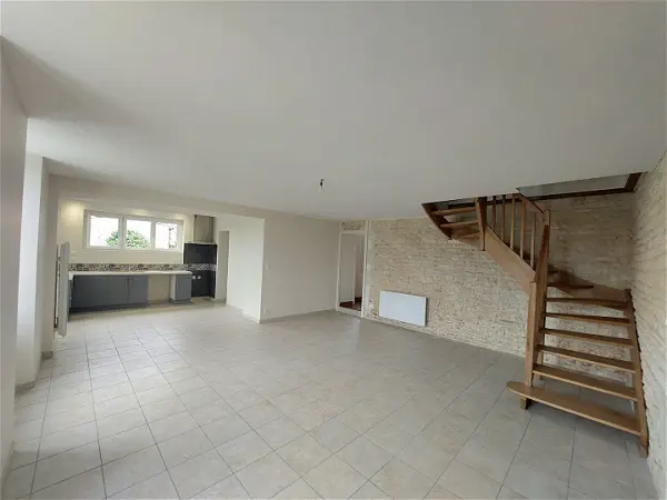 Maison à louer - CORME ROYAL, 4 pièces