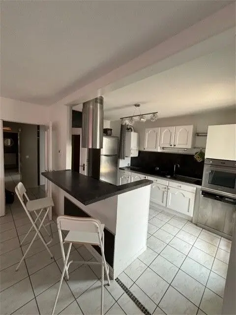 Location appartement 4 pièces - 81m² à Villeurbanne (69100)