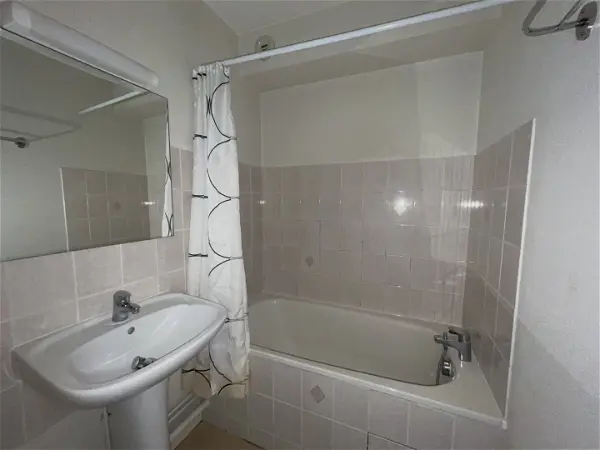 Location appartement 1 pièce - 24.5m² à Olivet (45160)