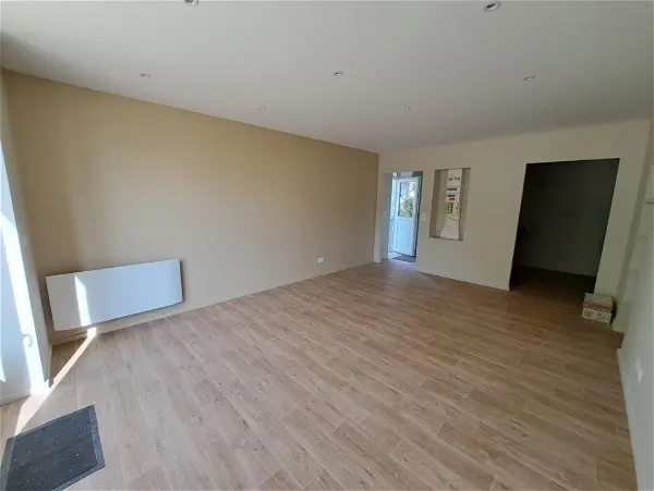Appartement à louer - Viriville, 2 pièces