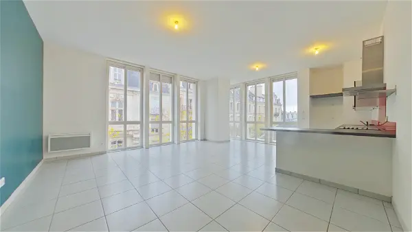 Location appartement 2 pièces - 90.22m² à Poitiers (86000)