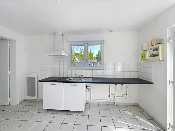 Location appartement 2 pièces - 27.29m² à Saint-medard-en-jalles (33160)