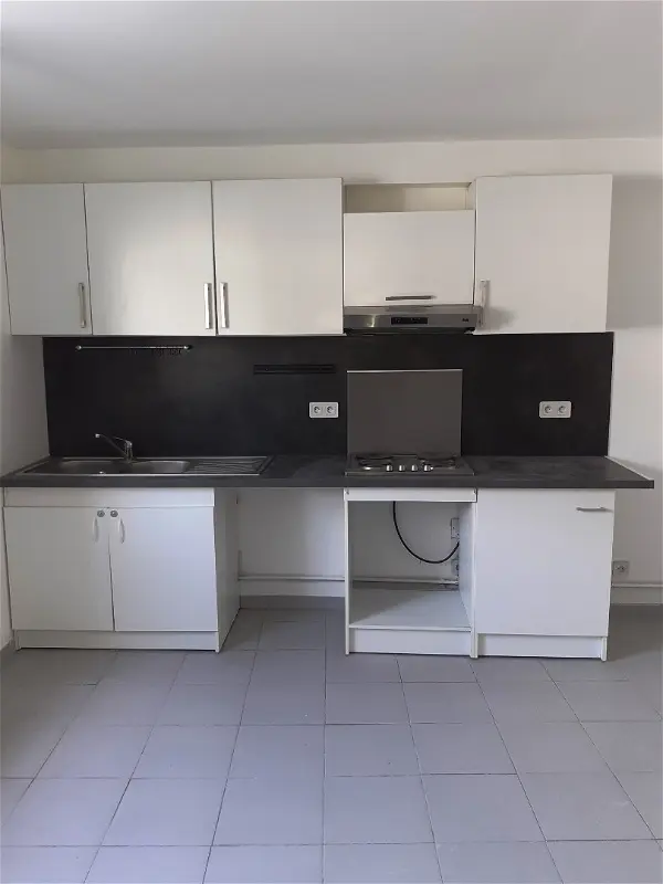 Appartement à louer - SAINT-JEAN-DE-BLAIGNAC, 4 pièces