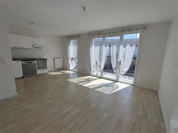 Appartement à vendre - PONTAULT COMBAULT, 3 pièces
