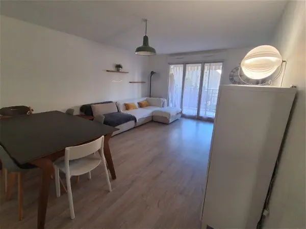 Location appartement 4 pièces - 82m² à Villeurbanne (69100)