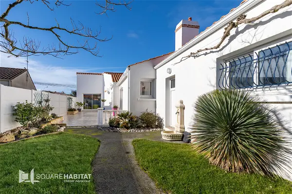 Maison à vendre - SAINT HILAIRE DE RIEZ, 6 pièces