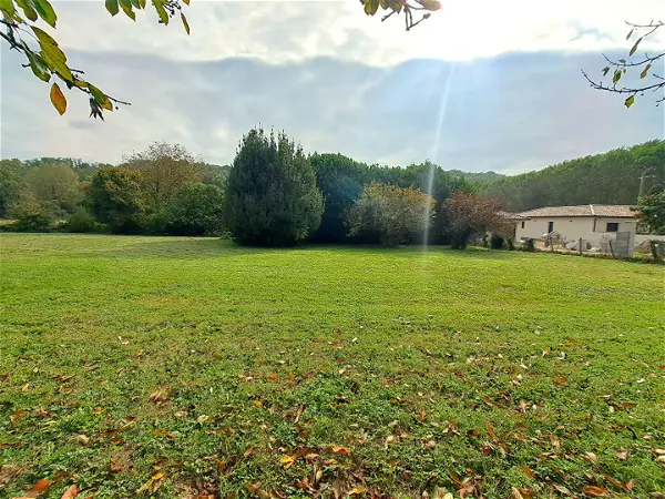 Terrain à vendre - SAINT ROMAIN DE SURIEU - 1800 m²