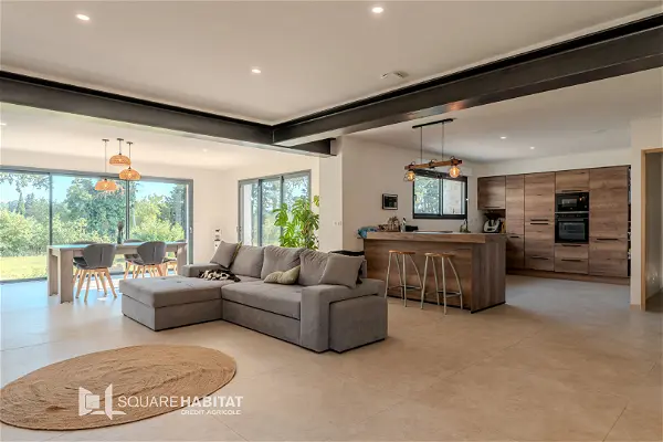 Achat maison 5 pièces - 178.5m² à Saumane de vaucluse (84800)