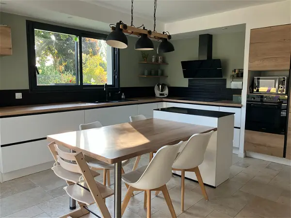 Maison à vendre - ARTANNES SUR INDRE, 7 pièces