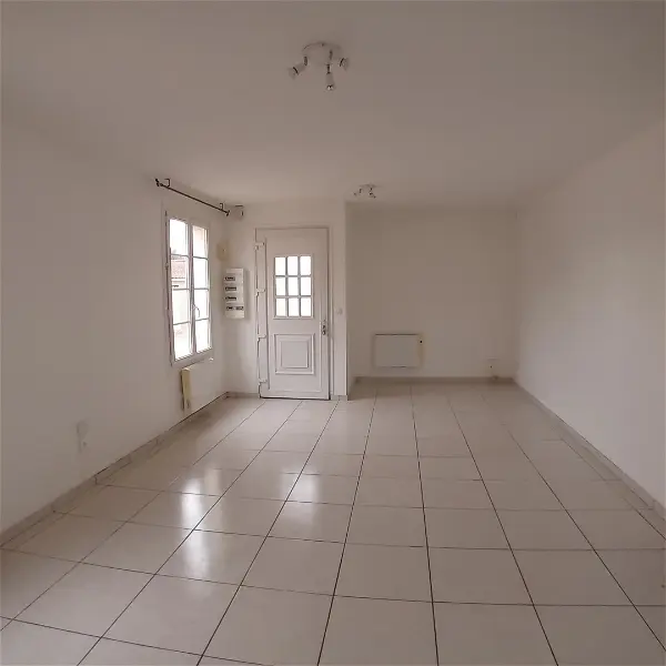 Maison à louer - AVRILLE, 3 pièces