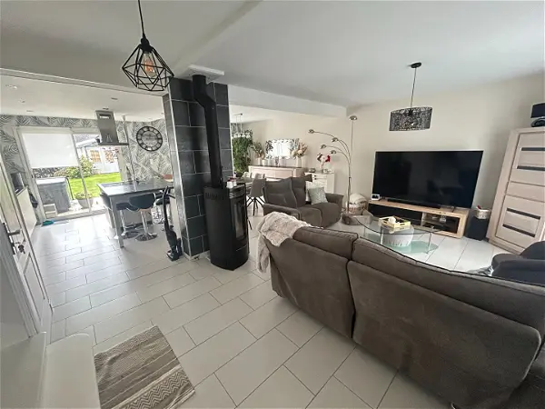Achat maison 7 pièces - 123m² à Louverne (53950)