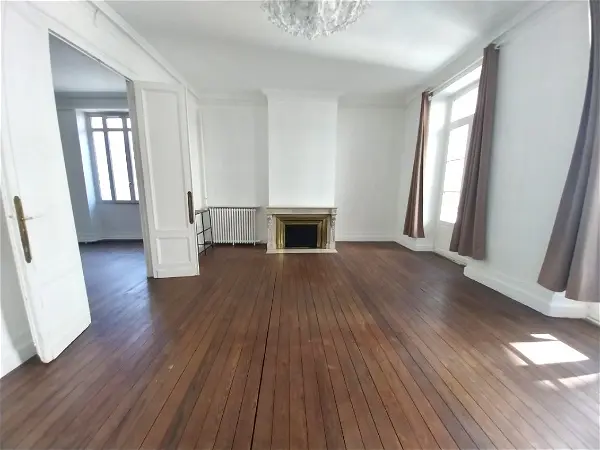 Appartement à louer - BORDEAUX, 3 pièces