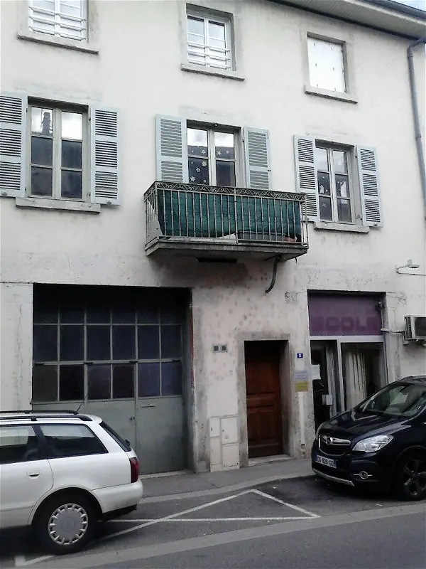 Location appartement 4 pièces - 117m² à Lagnieu (01150)