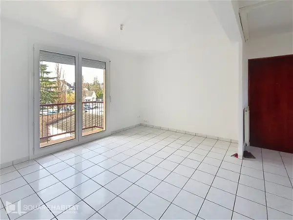 Location appartement 3 pièces - 60.34m² à Fougeres (35300)