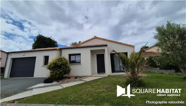Maison à vendre - MONTREVAULT SUR EVRE, 5 pièces