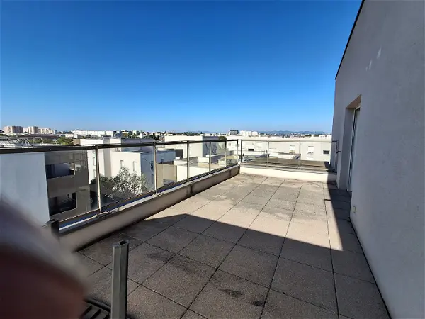 Appartement à vendre - VAULX EN VELIN, 2 pièces