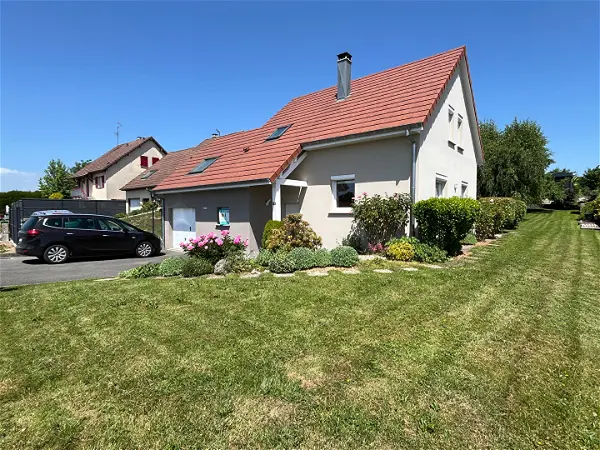 Maison à vendre - TREVENANS, 6 pièces