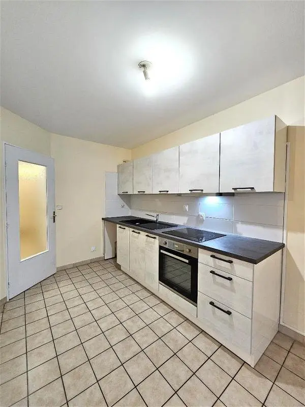 Location appartement 3 pièces - 62.72m² à Grenoble (38000)