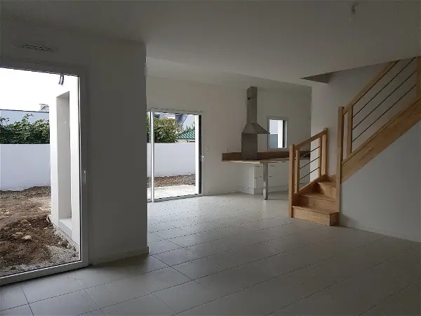 Maison à louer - BELZ, 5 pièces