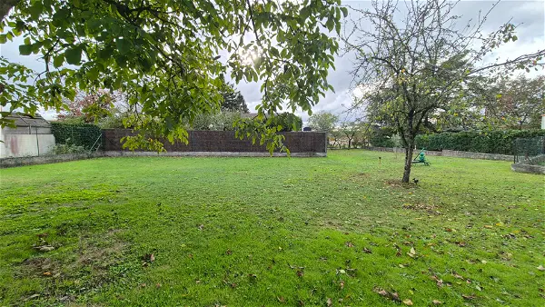 Terrain à vendre - LA VARENNE - 427 m²