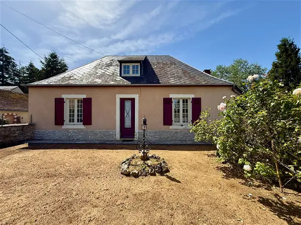 Achat maison 4 pièces - 98m² à Tuffe val de la cheronne (72160)