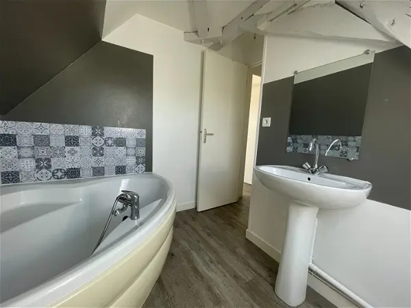 Location appartement 2 pièces - 35m² à Chateau gontier sur mayenne (53200)