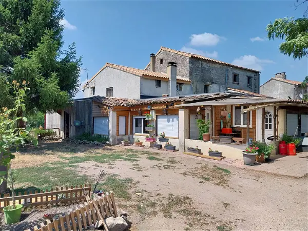 Achat maison 6 pièces - 178m² à Saint vivien (24230)